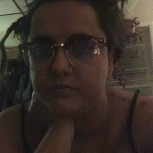 Meet your Posher, Ambika